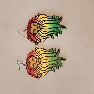 Rasta lion earrings